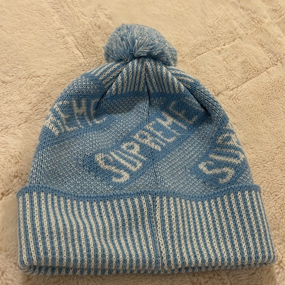 Supreme light blue beanie - Picture 3 of 4